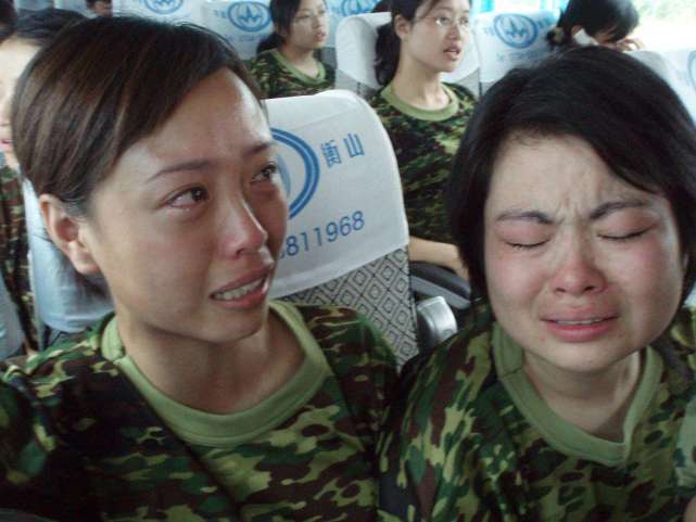 生理期军训怎么跟教官请假,军训时来姨妈怎么跟教官请假