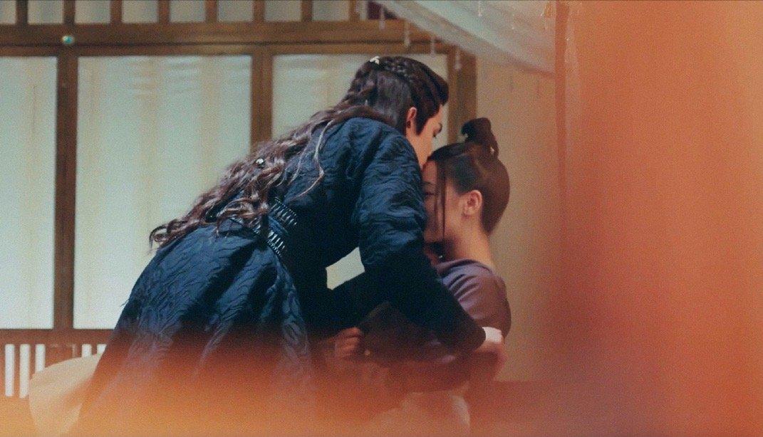 长歌行大结局长歌和阿隼拥抱视频,长歌行大结局阿隼身世