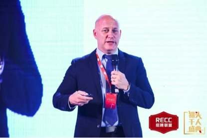 鐩涘ぇ骞翠細鍦嗘弧钀藉箷,鐩涘ぇ鏀跺畼