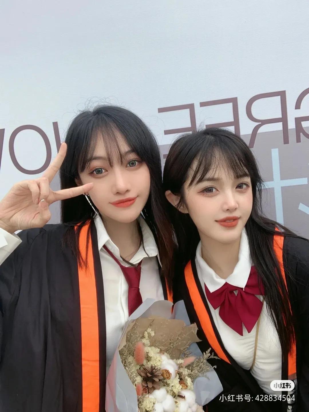 美院中国风学士服,九大美术学院学士服