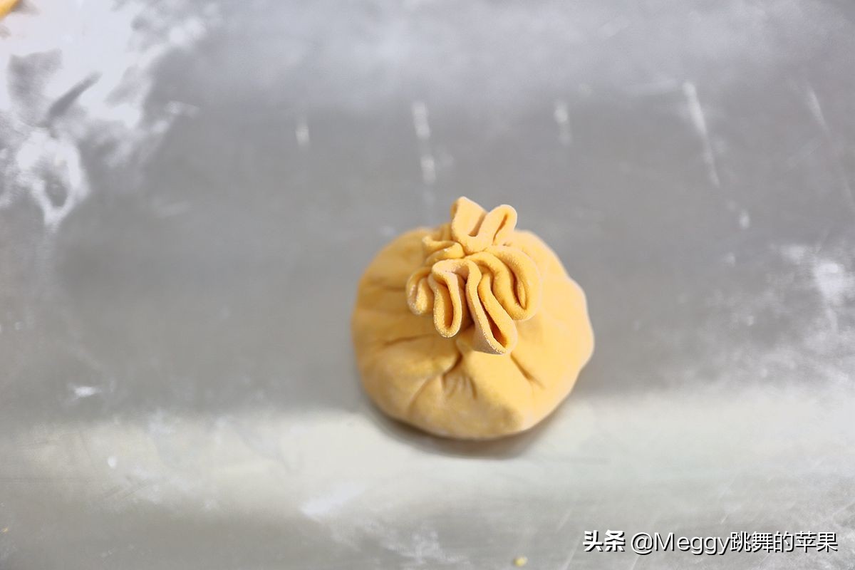 包子一次性醒发视频,福袋大包子的包法