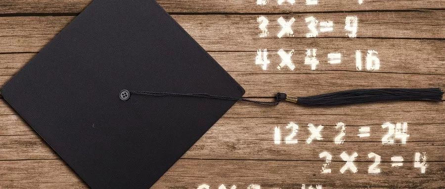 坤鹏论：巴菲特说的小学数学水平是加减乘除大部分投资者只读数