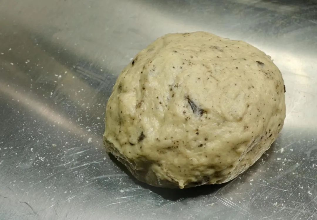 万人定闹钟早起云约早饭，为了去世界各地摆摊卖小吃做准备