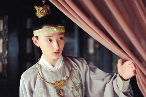 长命锁银锁样式都有哪些,长命锁传统银锁