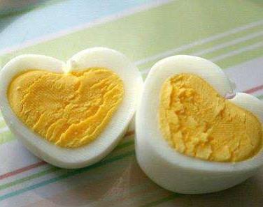 宝宝辅食6-12月辅食参考表牛肉,宝宝如何加辅食一天吃几餐辅食