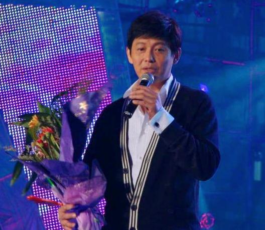 董卿的历程,央视一姐董卿现在怎么样了