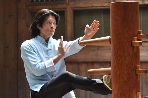 咏春拳怎么练力量,咏春拳怎样才能打出最大的力量