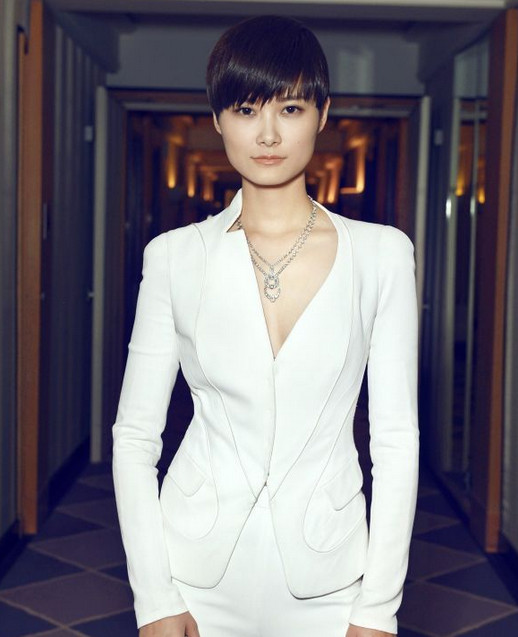 李宇春成功的视频,李宇春创造的奇迹