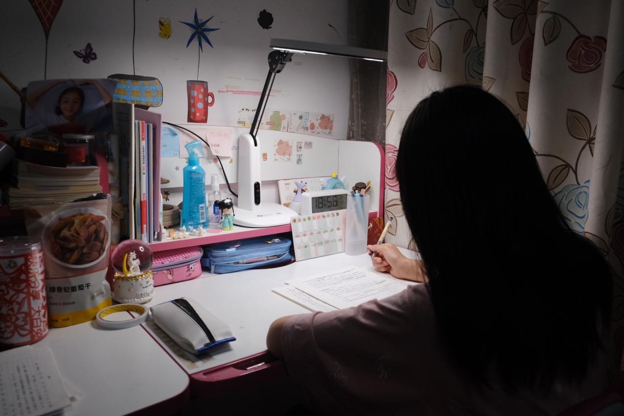 爱德华医生护眼灯安装,爱德华医生护眼灯三档