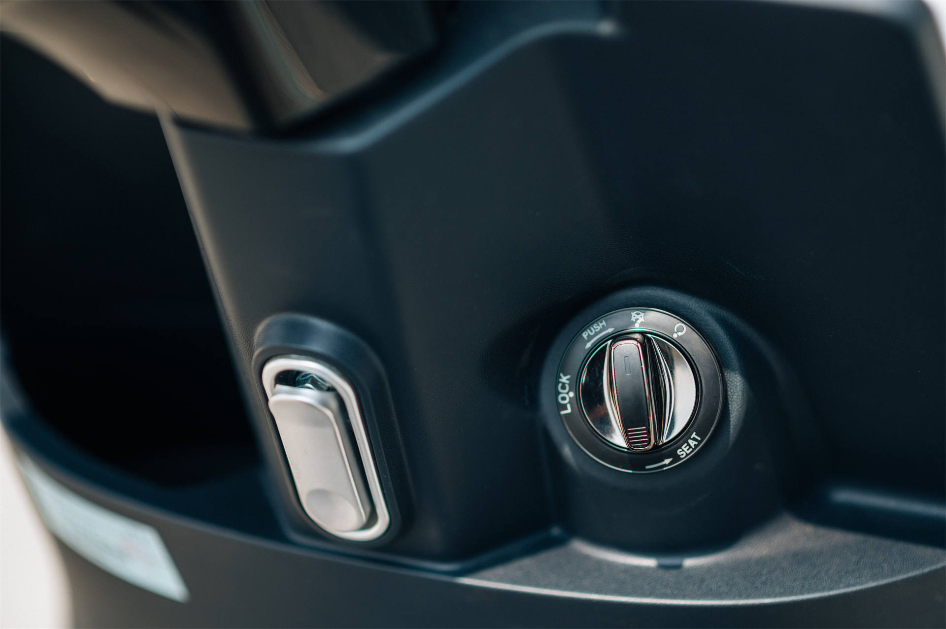 新款爱玛电动车真实测评,电动自行车续航500公里靠谱吗