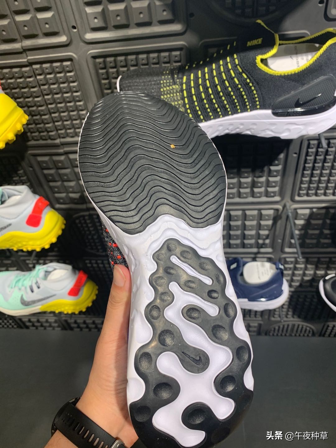 初级跑者跑鞋推荐1000米,618入门跑鞋