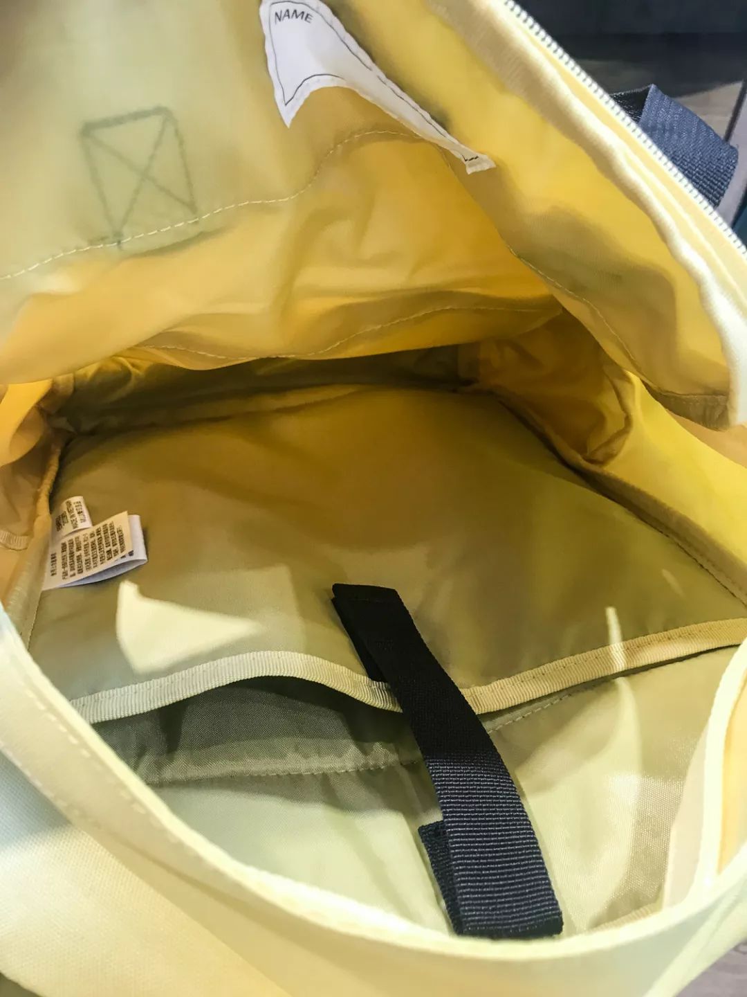 200-500儿童书包,儿童书包买轻便的还是减压的好