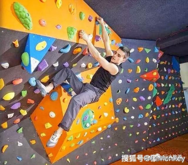 三水新昌奥特莱斯,新昌奥特莱斯是佛罗小镇吗