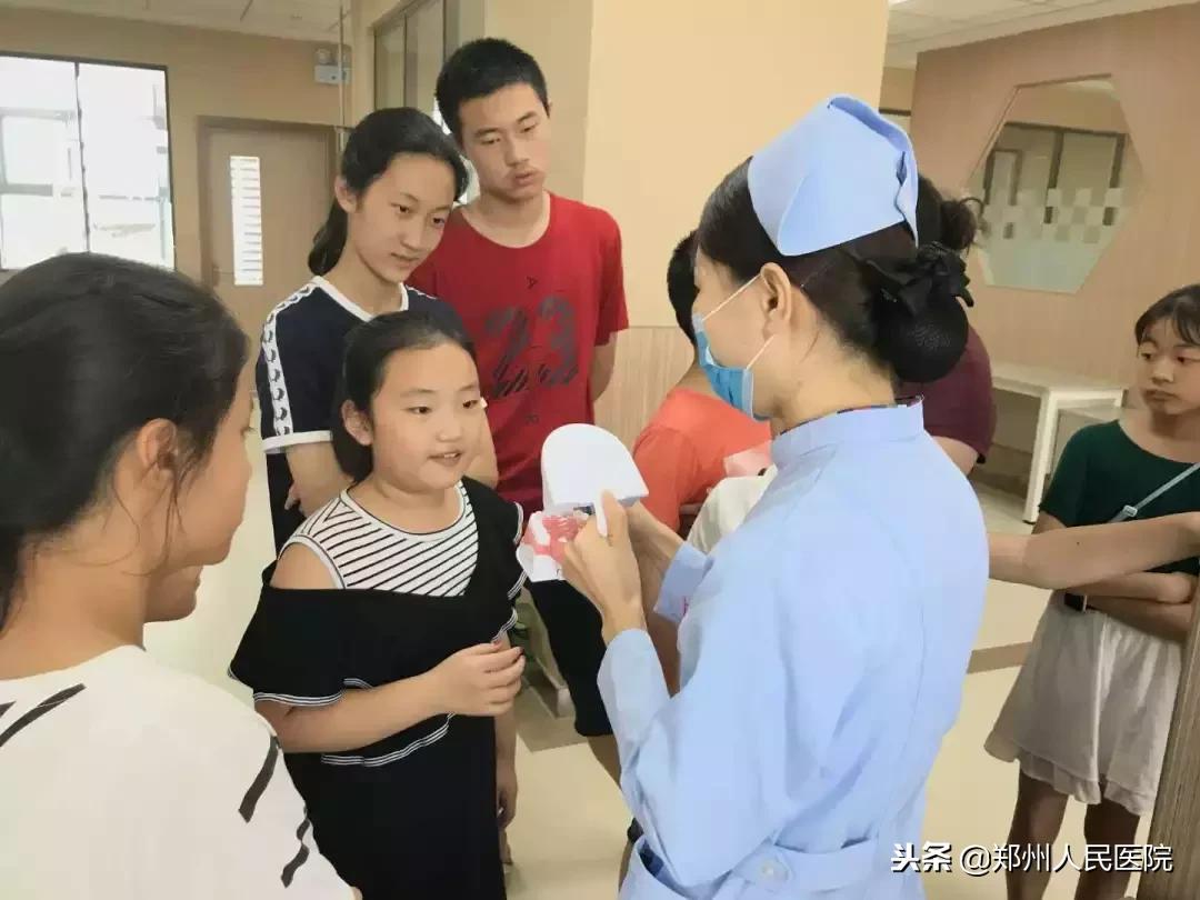 三甲医院看病难挂号,三甲医院人满为患看病难