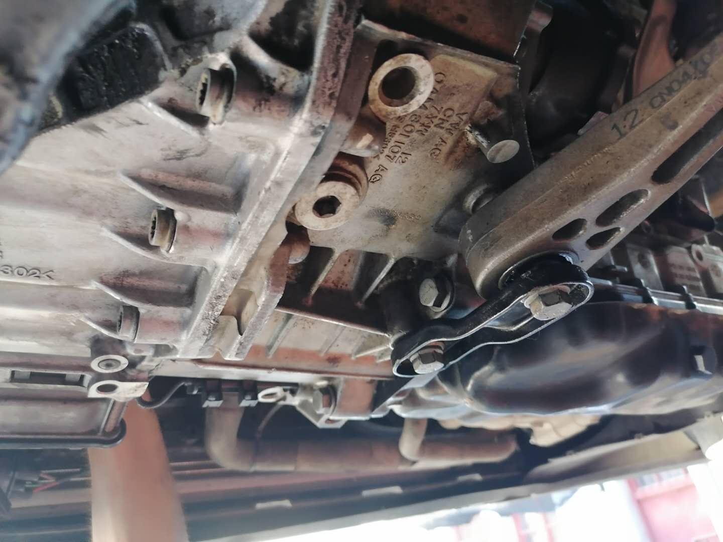 14款帕萨特干式双离合维修,帕萨特dq200能换湿式的双离合吗