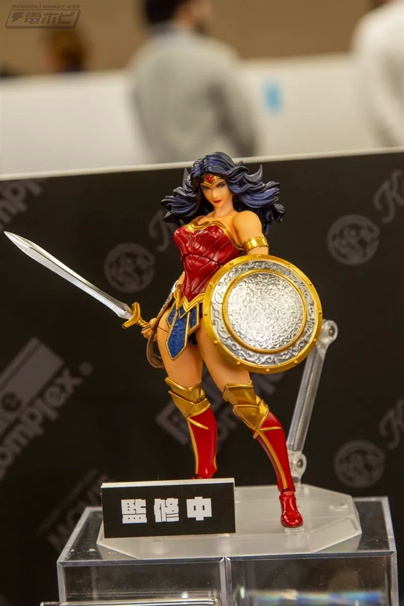 mafex钢铁蜘蛛侠手办测评,mafex蜘蛛侠黑红国产