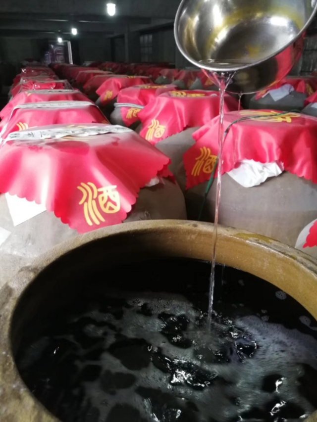 喝酱香型白酒的四大好处,喝酱香型白酒竟然还有这些好处