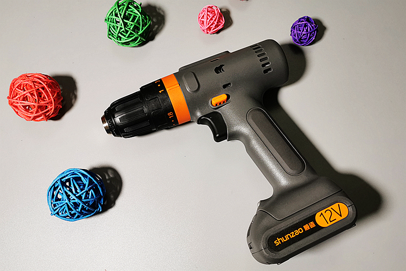 家用打孔用买怎么样的冲击钻呢,家用打孔冲击钻推荐