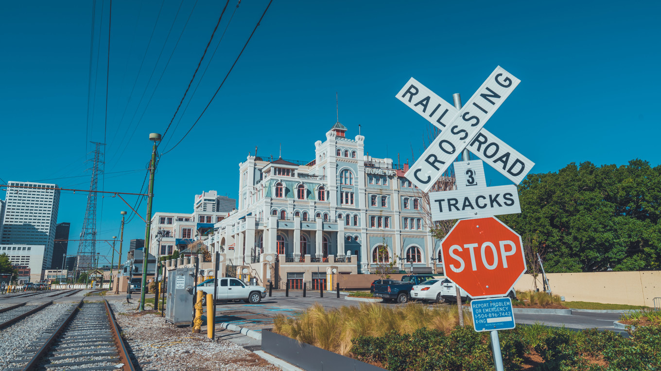 隐藏在美国的法国区，保留法国的部分风俗，却没有法国建筑