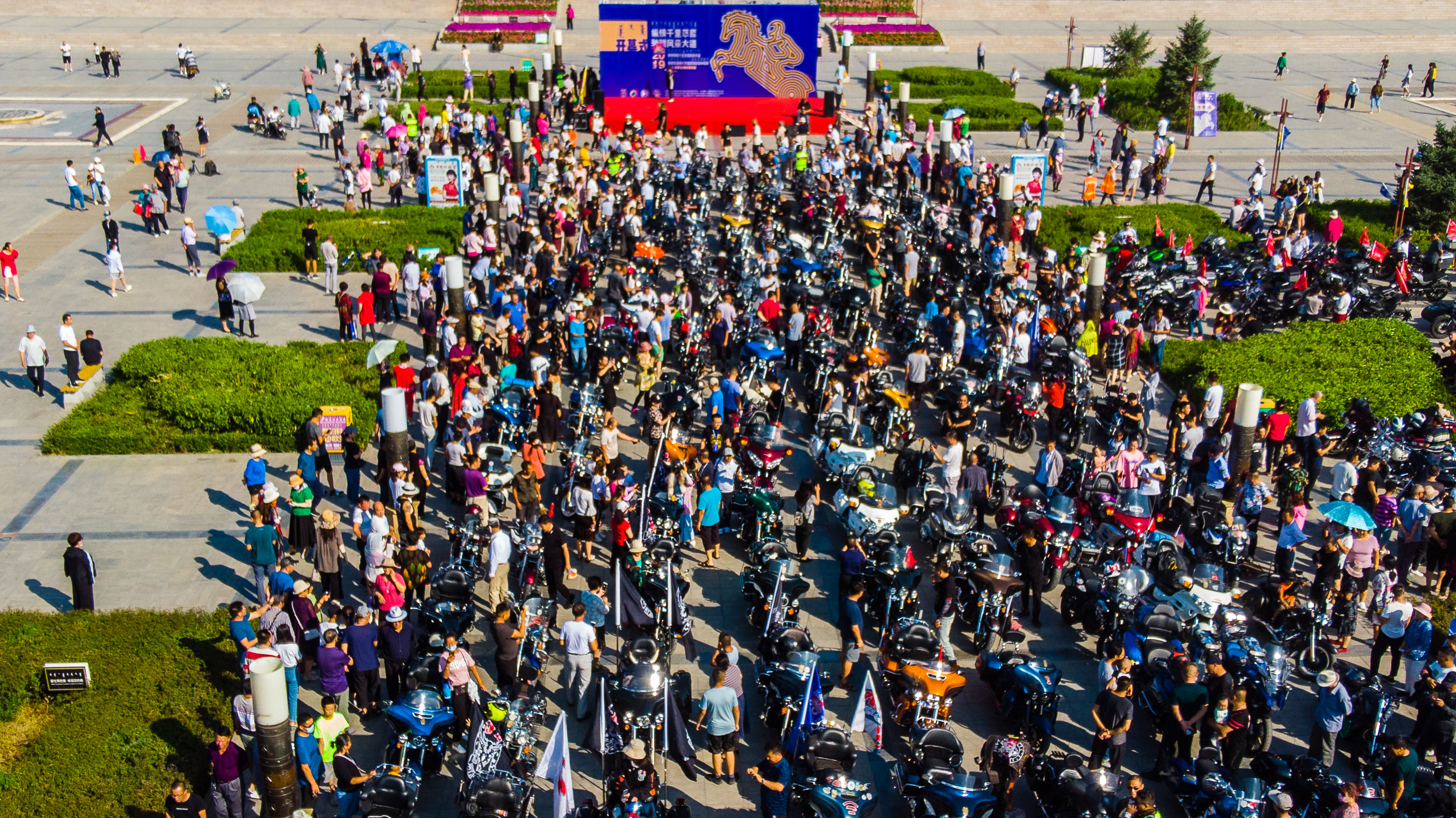 锡盟机车活动,锡盟贝子庙演出