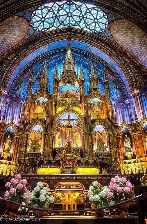 金碧辉煌表现什么,深度解析金碧辉煌