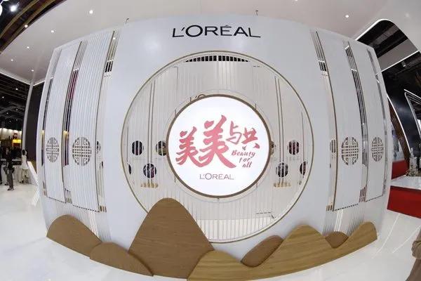 dior马鞍包好买吗,dior和nike联名的鞋子