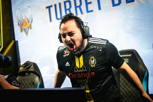 s8赛季英雄联盟8强第二局ig,英雄联盟s8ig夺冠纪录片