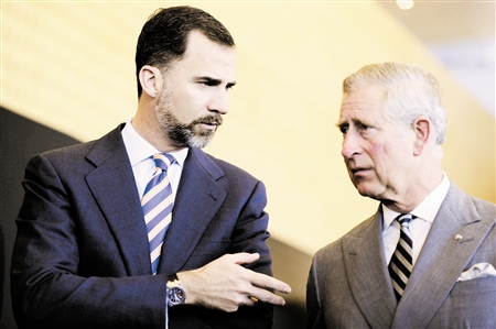 豢养1500位*妇情**，私生子遍布全国，晚年被迫*亡流**海外的西班牙国王