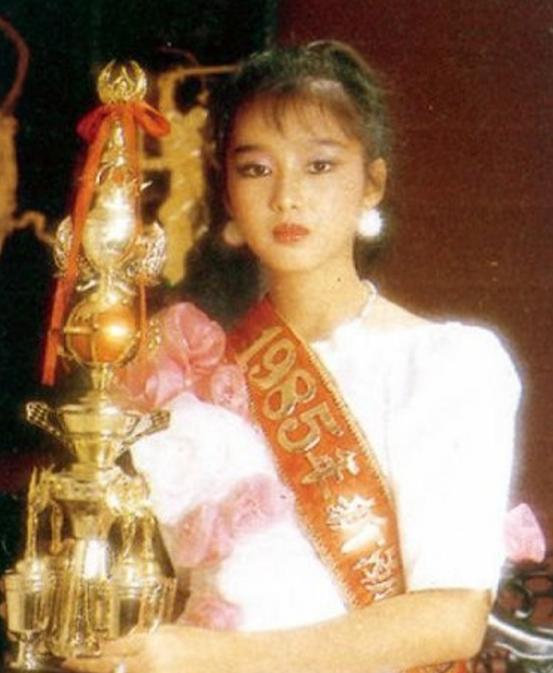 “天王”刘德华：经历了3段感情，最后为何选择朱丽倩？