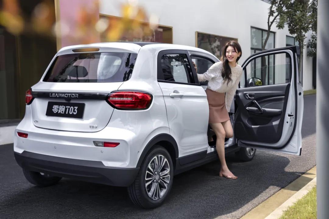 零跑新能源汽车t03值得买吗,21款零跑t03新车价格