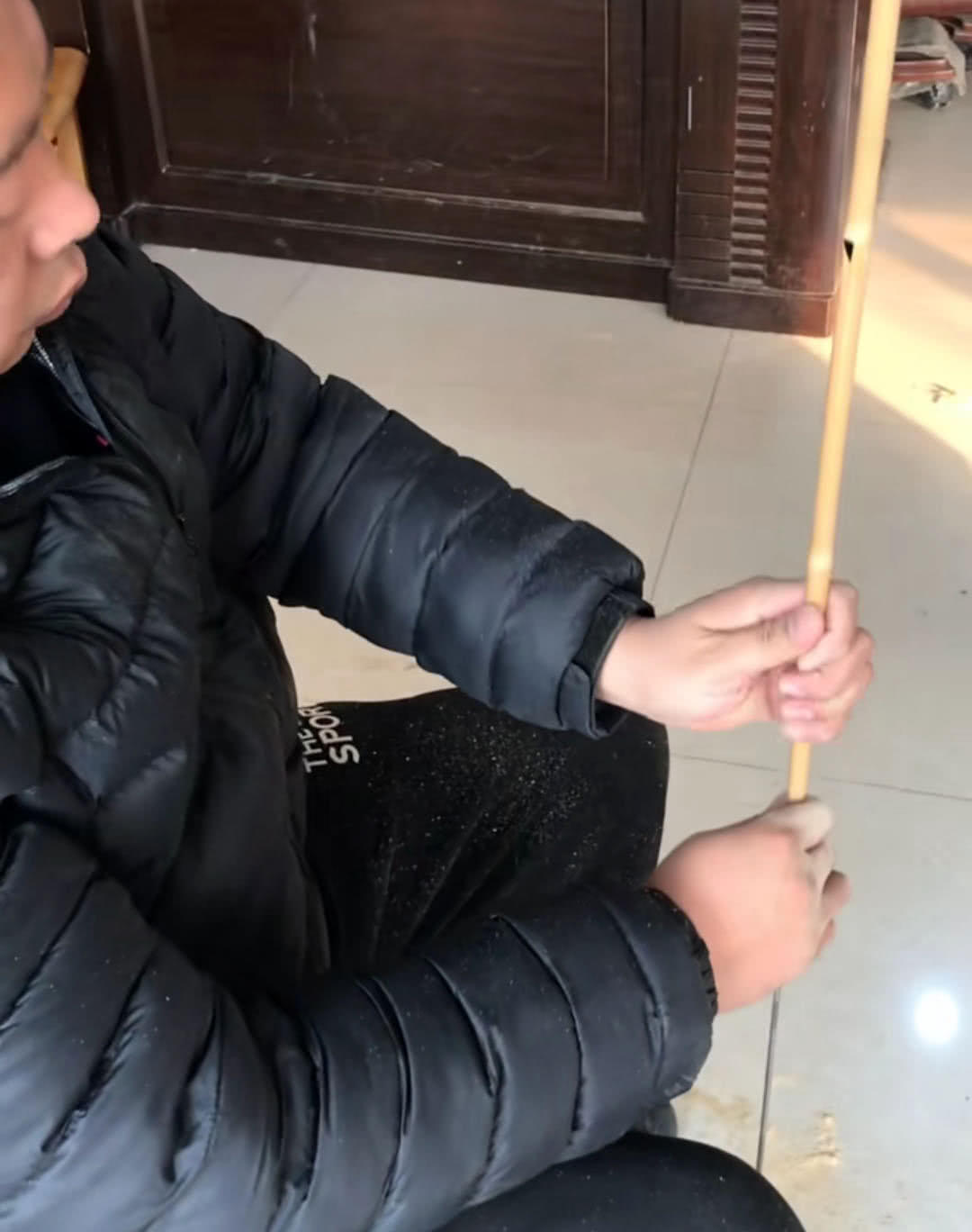 自己动手制作竹竿钓鱼,如何制作简易竹竿钓鱼