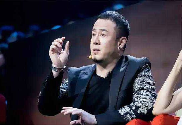 第一首网络歌曲老鼠爱大米,网络歌手老鼠爱大米