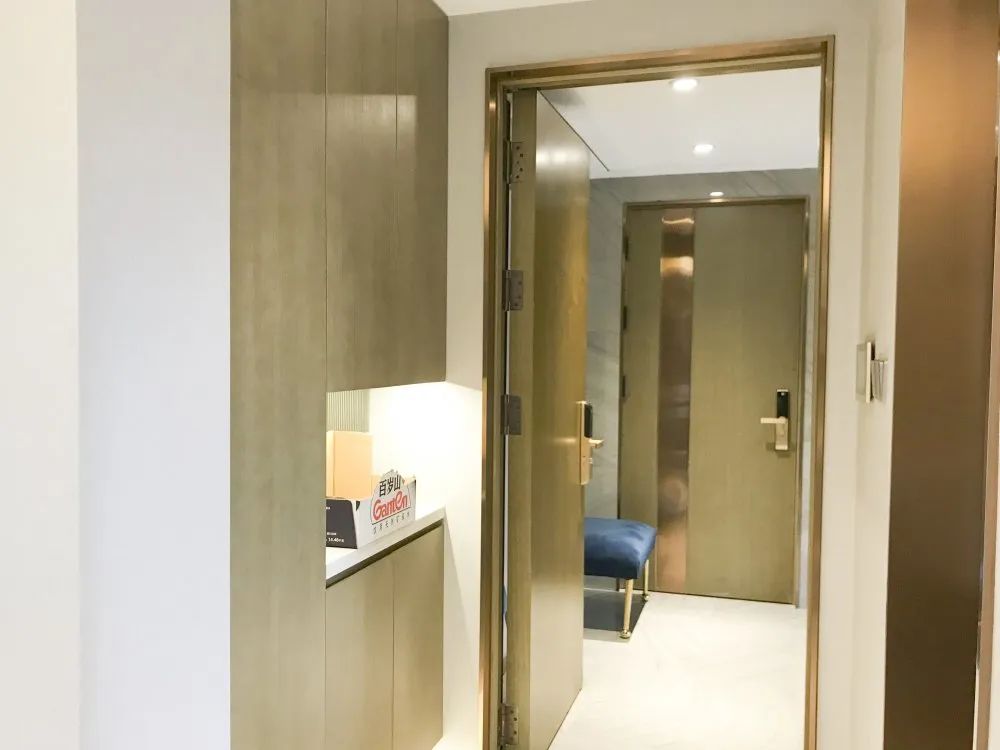 绿洲康城亲水湾开盘一房一价表,绿洲康城亲水湾两房两厅样板房