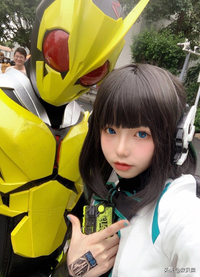 职业coser收入,靠cos赚钱但是变胖的coser