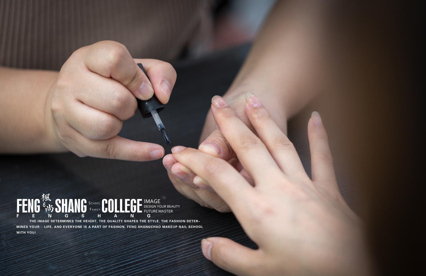 学化妆美甲美睫培训学校,西安美甲培训学校哪个好