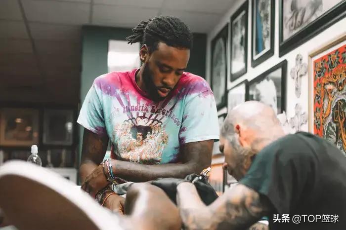 利拉德6球鞋换底,篮球鞋利拉德6