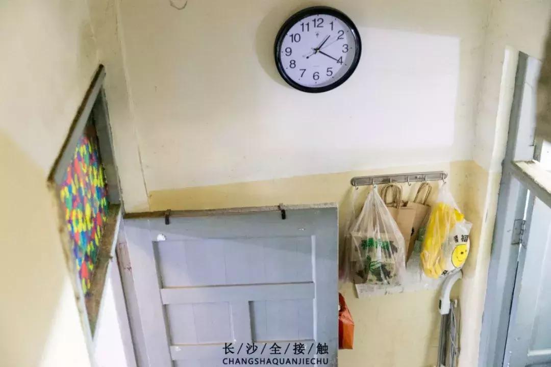 留得住回忆但是留不住人心,留得住的记忆回不去的乡愁