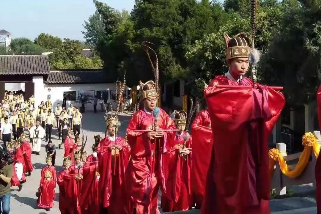 三孔旅游攻略,曲阜三孔旅游攻略半日游最佳路线