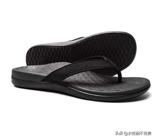 宽脚女生鞋,宽脚女适合穿什么鞋