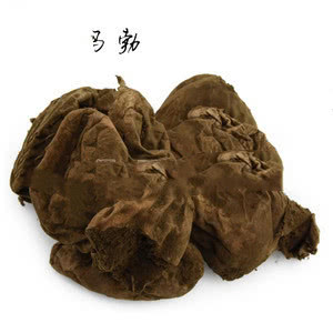 马勃，见过吗？内用于肺热咳嗽、咽喉肿痛，外用于止血，诸疮