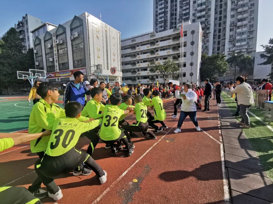 聚德西路小学海珠,广州市海珠区聚德西路小学