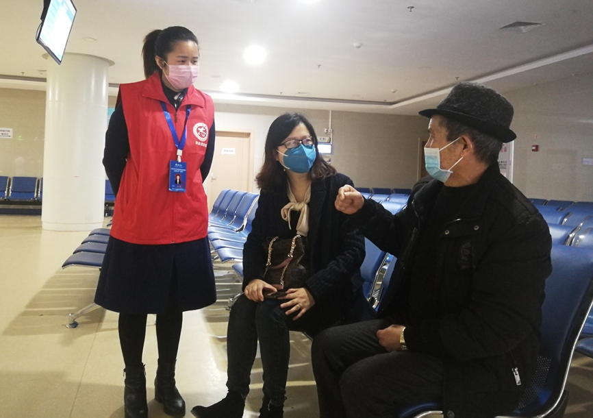 你们真是居民的贴心人！帮远在湖北老家的女儿女婿照顾75岁老父亲