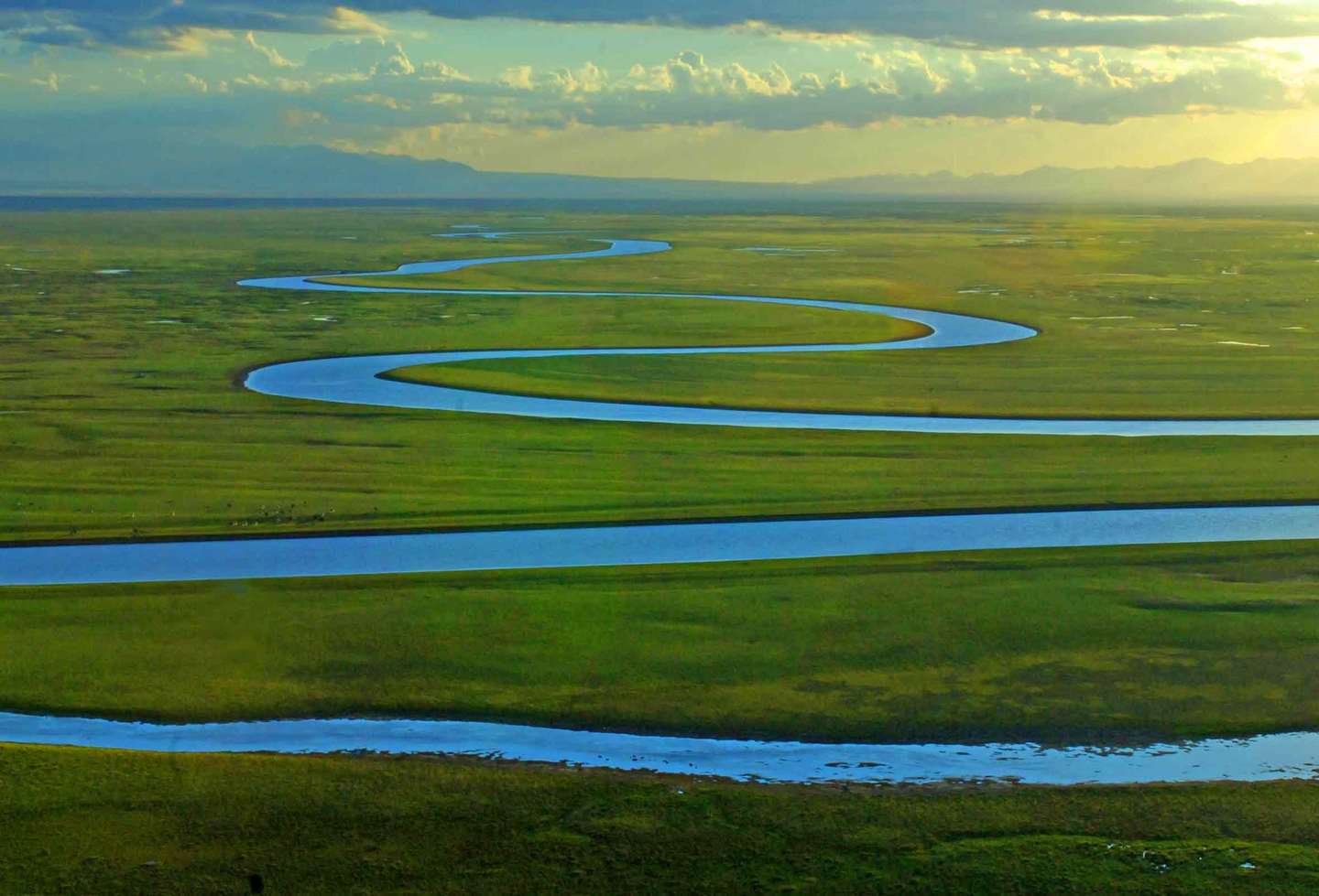 散文丨劳罕：最是*疆新**看不够