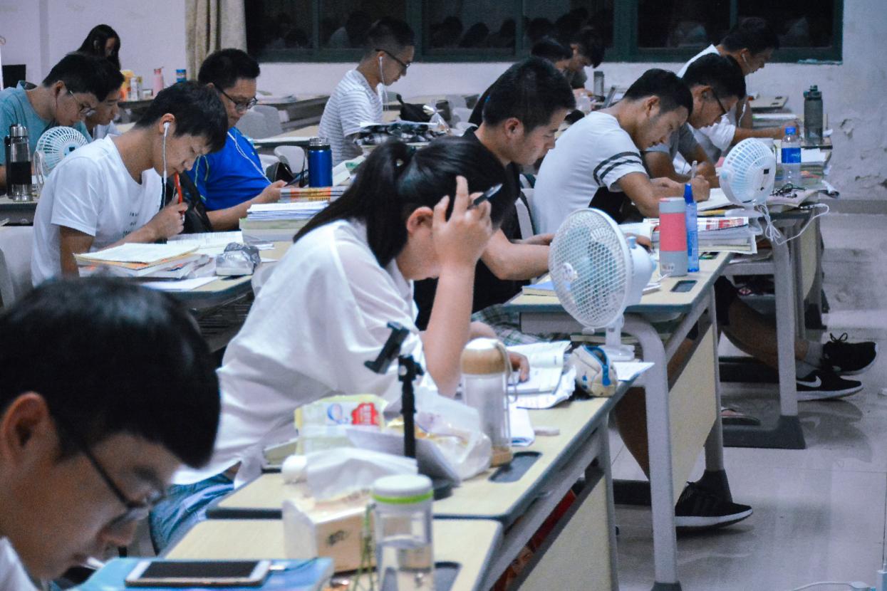 2024年物生政可以报定向师范吗,2023年的师范还能报吗