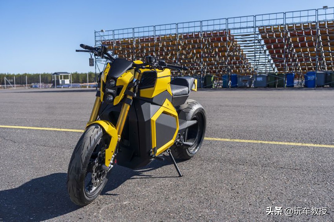 哈雷戴维森livewire电动摩托车,哈雷电动摩托车livewire价格