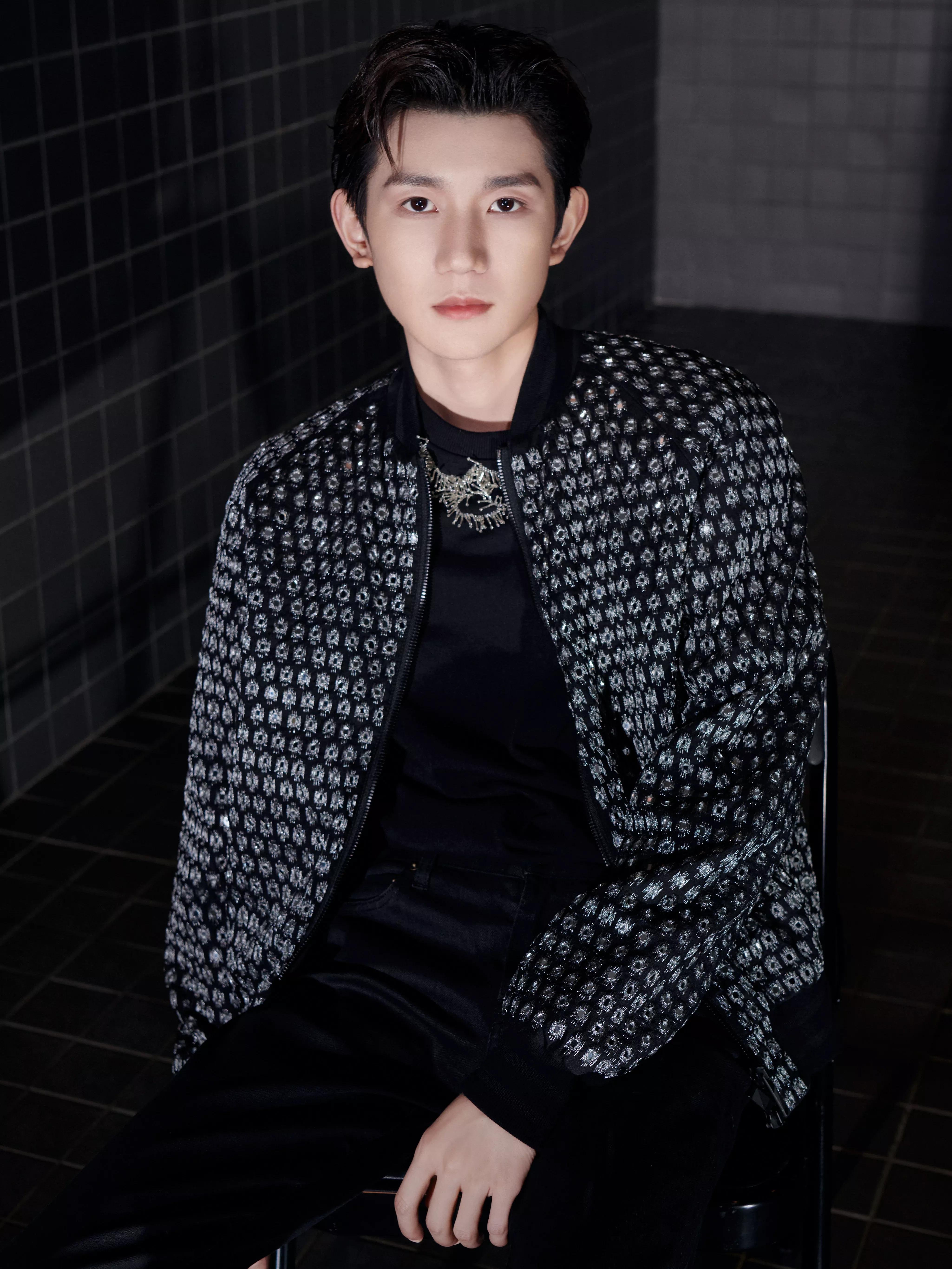 你是唯一光芒王源完整版,少年偶像的光芒王源完整版