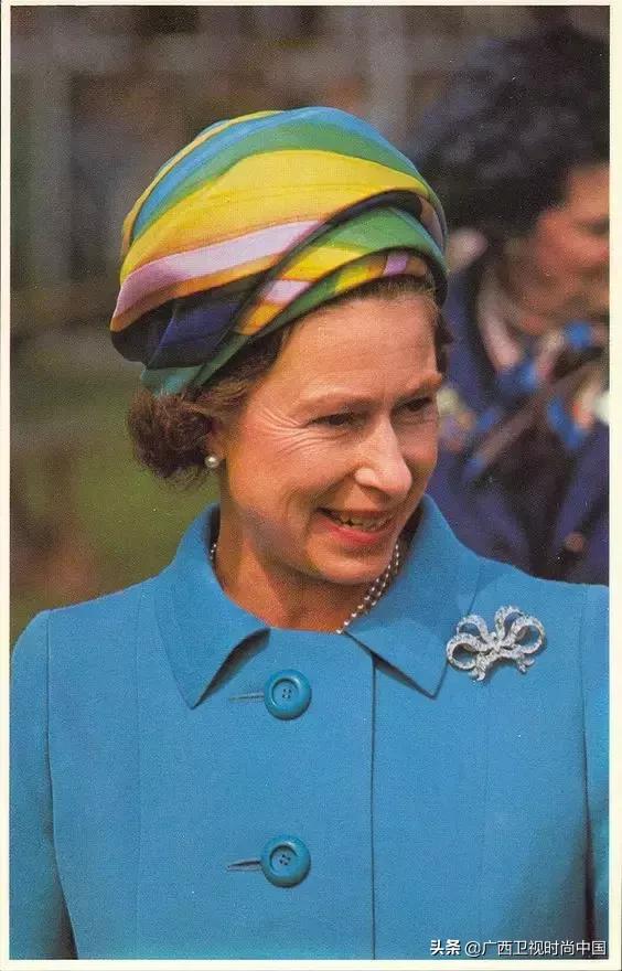 别小看一枚小胸针，透露着你的品位和故事……