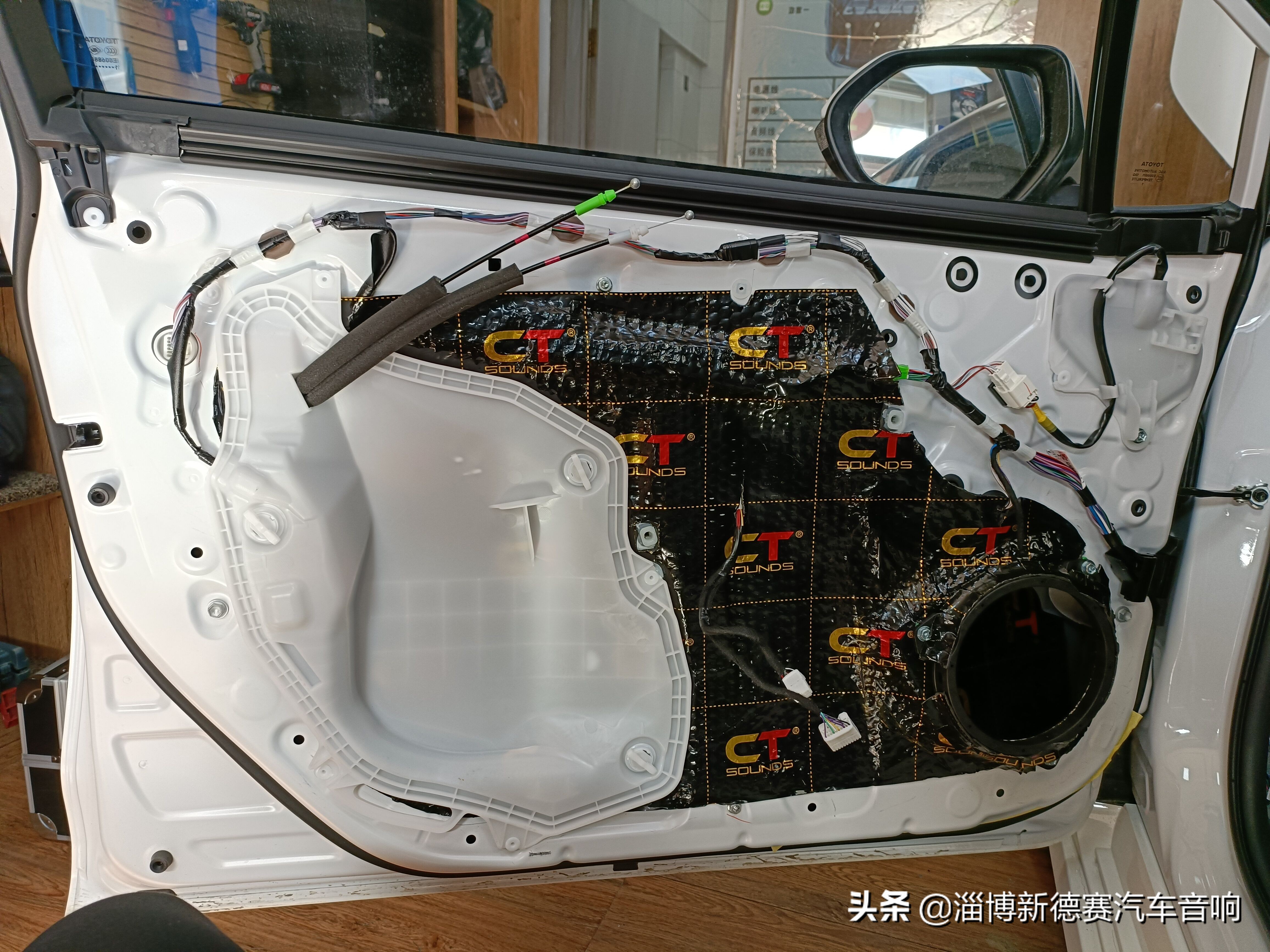 丰田卡罗拉高音喇叭坏了怎么办,卡罗拉双擎原车喇叭音质