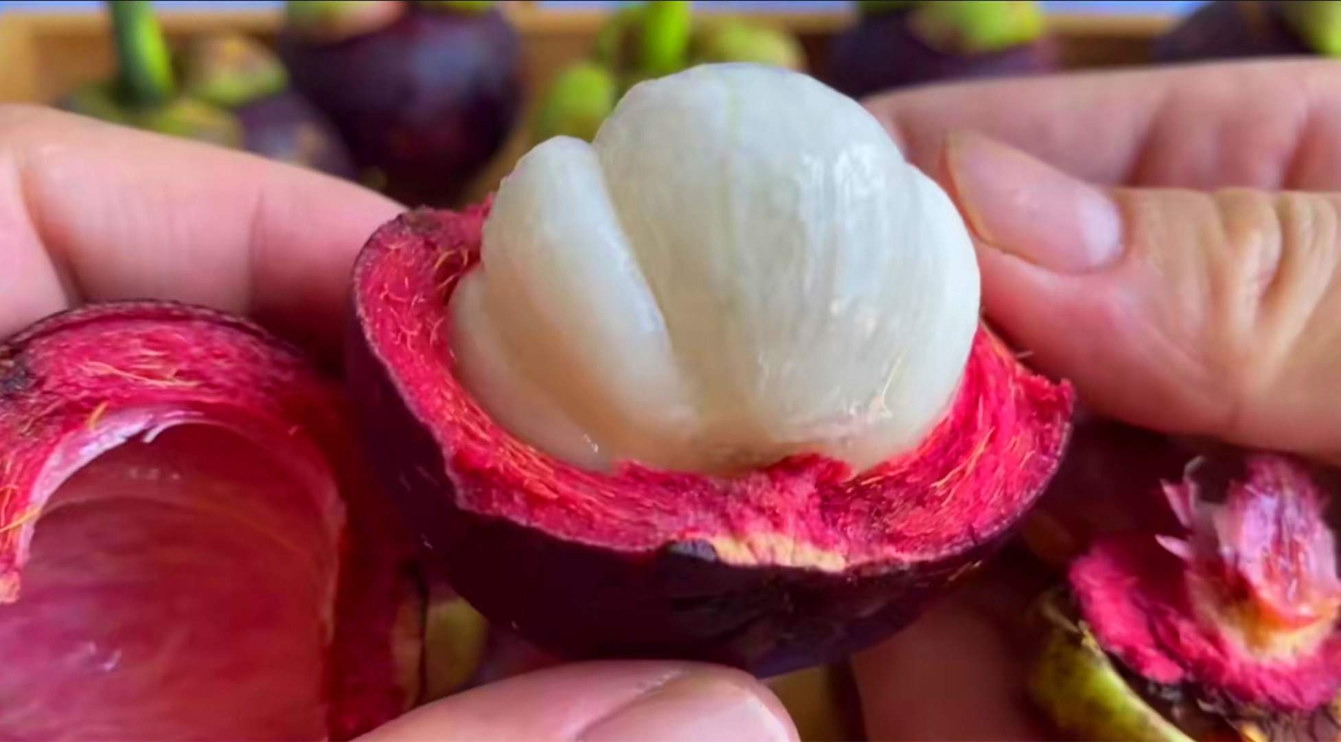 打开山竹原来这么简单,山竹的正确打开方式和技巧