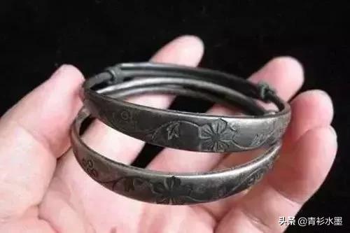 银镯黑掉怎么能让它变白,银镯发黄怎么让它重新变亮